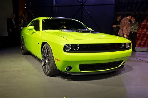 2015 Dodge Challenger Premieres At New York Show - Automobile Magazine 