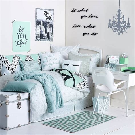 Cette page dédiée aux ressources sur le thème decoration de chambre fille ado a eu 486 vues depuis sa création. Chambre d'ado fille : 30 idées de décoration pour une ...
