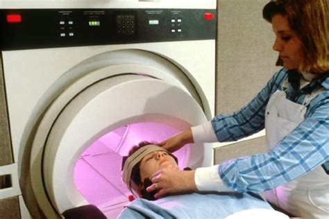 Mri Claustrophobia What Is It And How To Get Through It