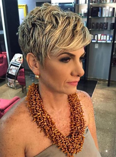 This particular cut was created by master stylist maggie of san antonio, tx. 78 Gorgeous Hairstyles For Women Over 40