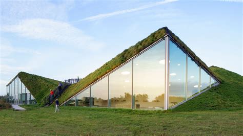 Green Roofs Everything You Need To Know About These Lush And Vibrant