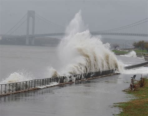 Hurricane Sandy Hits New York City — Contrary Blog