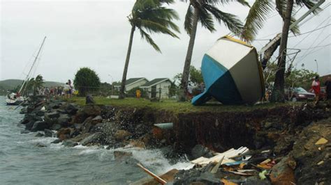Il faut que les gens quittent les plages et. Alerte au tsunami en Nouvelle-Calédonie après un violent séisme | www.cnews.fr