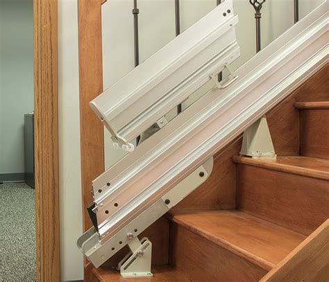 Stairlifts With Retractable Rails In Cudahy Roselle And Madison Wi