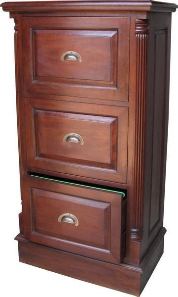 Antique wooden file cabinets on the site are made of distinct quality robust materials such as aluminum, iron, and other rigid metals that help them last for a long time without compromising on the quality front. 3 Drawer Mahogany Filing Cabinet with Antique Handles