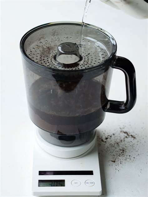 Let our friendly, professional staff help you find an amazing coffee to complete your day. Cold Brew Coffee Concentrate - How to Make at Home | The ...