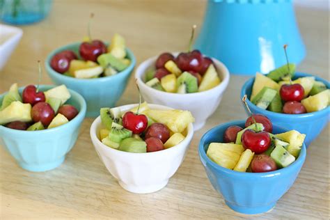 Making a fruit salad might seem an easy thing to do but finding the right fresh fruit salad ideas and concept can be a tedious job. Blue and White Party - Glorious Treats