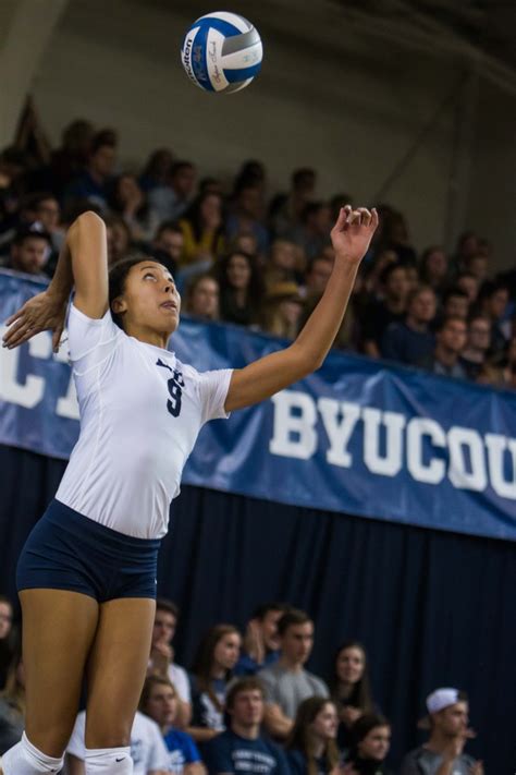 No 13 BYU Women S Volleyball Team Loses To No 4 Nebraska The Daily