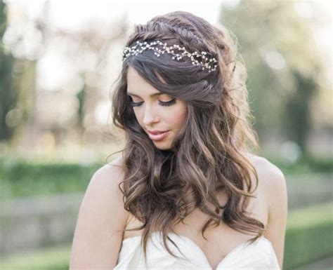 Medium Wedding Hairstyles That Can Make You Look Fabulous Hairstyles