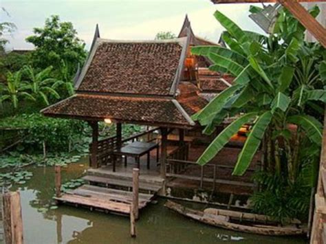 The Unique Temples And Houses Of Thailand Amzgtrvl Com The Unique