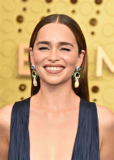 Emilia Clarke Sexy Tits In Cleavage 24 Photos The Fappening