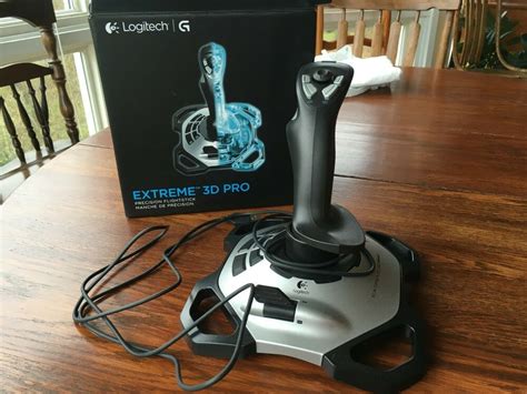 There are no downloads for this product. Logitech Extreme 3D Pro (963290-0403) Joystick/Flightstick ...