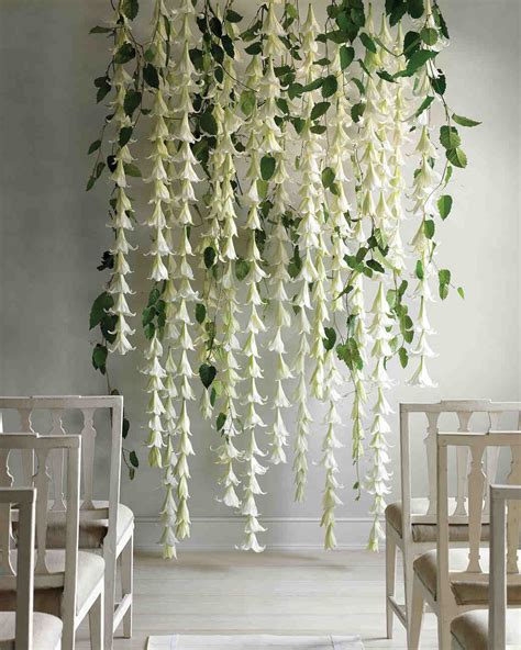 5 Spectacular Flower Walls To Inspire Your Own Wedding Backdrop