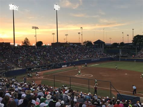Find softball clubs & teams, softball leagues, softball fields & batting cages. OGE Energy Field at the USA Softball Hall of Fame Complex ...