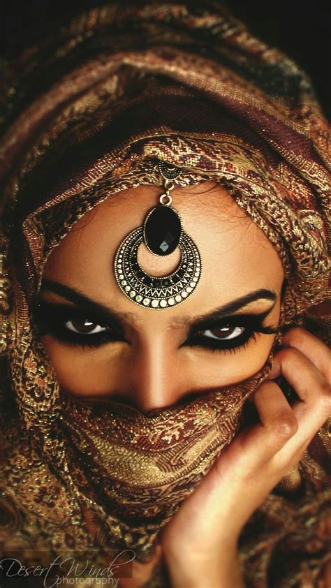 Arabian Women Arabian Beauty Arabian Eyes Arabian Nights Arabic Makeup Beauty And Fashion
