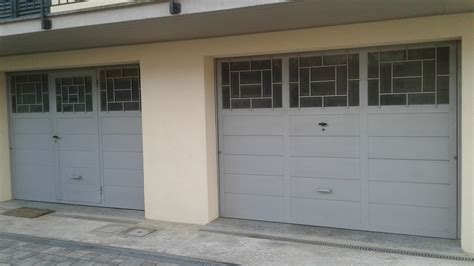 Porte per garage e box auto iridium doors progetta e produce un'ampia gamma di portoni per garage e box auto, in affiancamento ai prodotti per l'impiego industriale. Porte basculanti per box auto a Viggiù a Varese