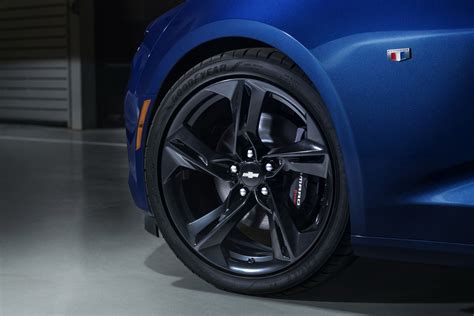 Facelifted 2019 Chevrolet Camaro Lineup Unveiled Ss Gets The 10 Speed