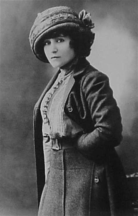 Nie kupuj kota w worku, 14 dni darmowego testu! Colette. Formidable. | Colette, Colette ecrivain, Art et ...