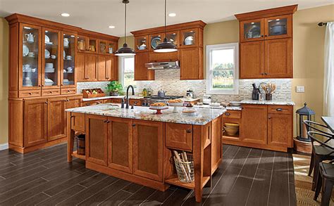 Kraftmaid is one of the largest and most recognized brands of home cabinetry, and the company has been around for more than 40 years. Homespun Comfort - KraftMaid