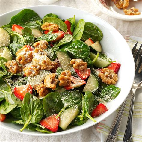 Strawberry Spinach Salad With Candied Walnuts Recipe Taste Of Home