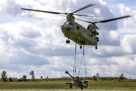 Dvids Images 101st Cab And 2nd Cav Sling Load Operation Image 1 Of 4