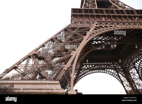 Eiffel Tower Steel Beam Stock Photo Alamy