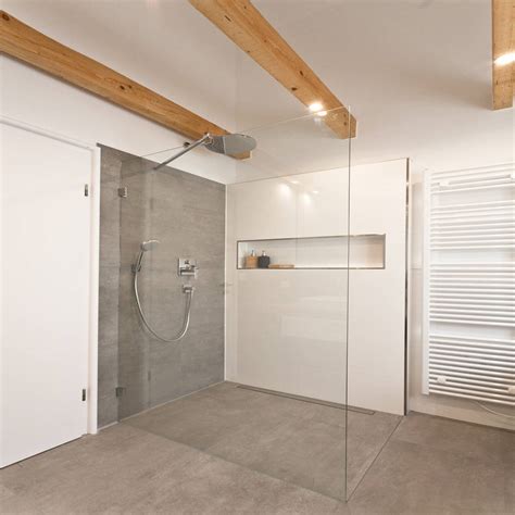 Bodengleiche Dusche In Betonoptik Banovo Gmbh Rustikale Badezimmer Homify
