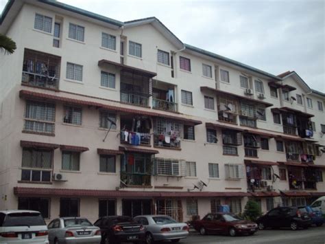 安邦新镇国中) is situated in sekolah menengah kebangsaan bandar baru ampang started operating on 1 january 2002. Symphony Court, Taman Wawasan, Bandar Baru Ampang ...