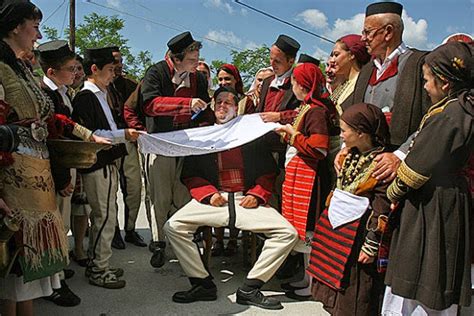 The ethnic consciousness of macedonians throughout the history. Travel Through Macedonian Tradition at the Galicnik Wedding - Tourismus in Mazedonien