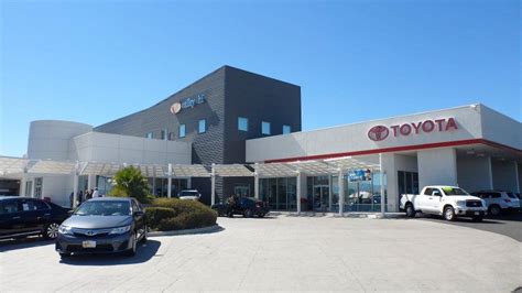 New toyota and used car dealer victorville
