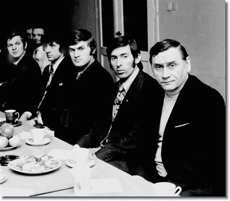 Jan banaś mógł być dziś wymieniany jednym tchem obok kazimierza deyny i grzegorza laty. Kazimierz-Gorski-w-obiektywie-Jana-Rozmarynowskiego - Trener i pilkarze w PZPN