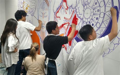 Mural Workshop Helps Stop Gangs Create Now