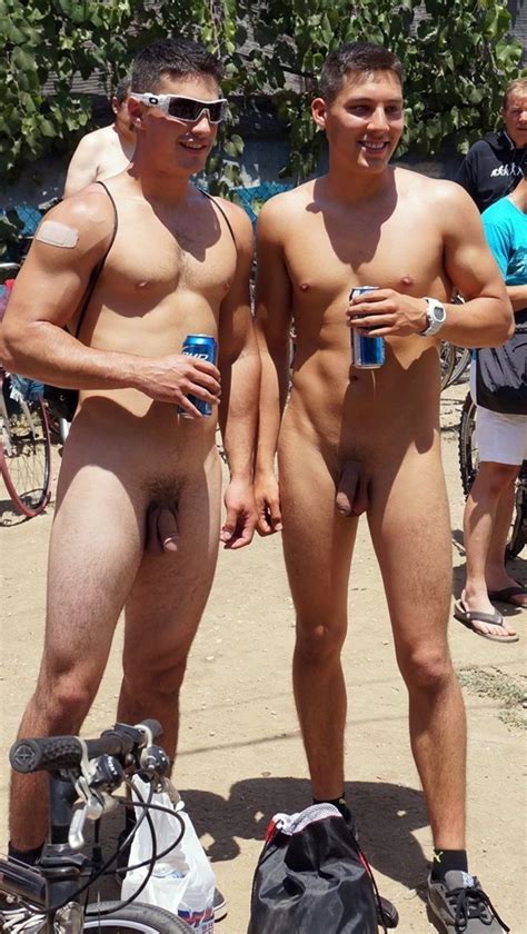 Hot Men Naked Outdoor Spycamfromguys Hidden Cams Spying On Men