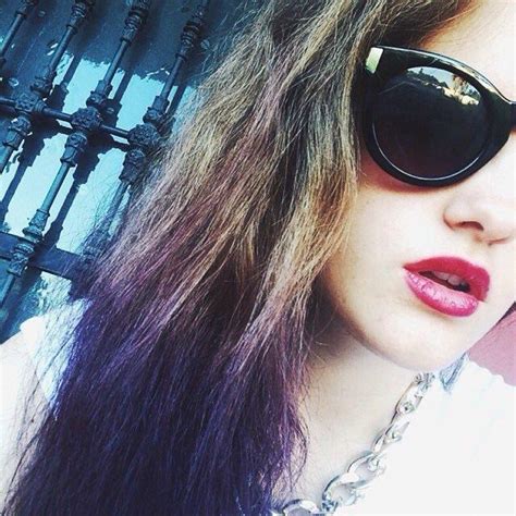 Imagenes para whatsapp con frases chidas de amor, tristeza y chistosas. Preguntamos a chicas en qué se fijan para dar un like en ...