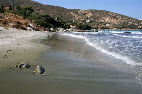 Une traversée en bateau et un autocar vous conduiront en 3h30 de transport sur le site. Île d'Eubée - Voyage - Grèce - AAAAAAAH !!!!!! LA GRECE ...