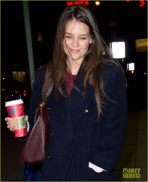 katie holmes broadway play dead accounts closing early photo 2781514 broadway katie