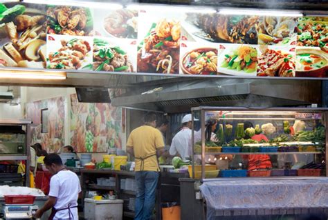 You will find numerous hawkers with local dishes. Jalan Alor Food Street in Kuala Lumpur City Center | Food ...