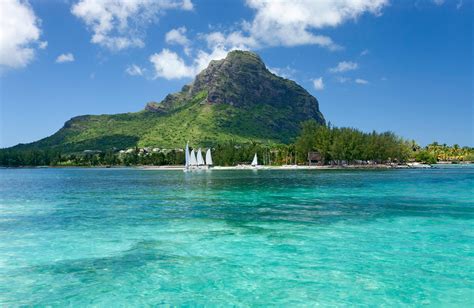 Airasia X Adds Mauritius To Its Destinations Destinasian