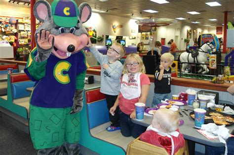 Chuck E Cheeses Brand Has No Problem Evoking Nostalgia For Adults And