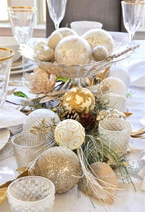 35 Gold Christmas Decorations And Holiday Decor Ideas Society19