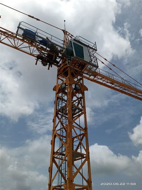 Mc 115b Potain Tower Crane Maximum Lifting Capacity 6 Ton Jib Length