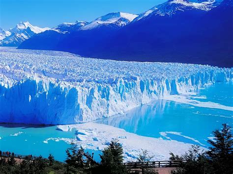 The Perito Moreno Glacier ~ Travelort