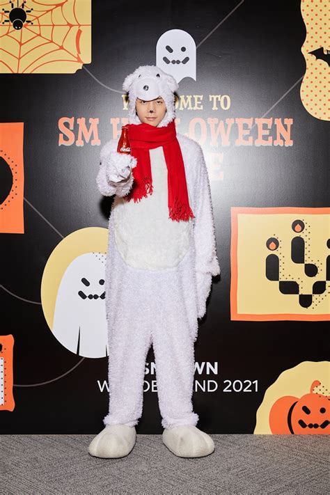 Here Are All The Costumes From The Smtown Wonderland 2021 Halloween
