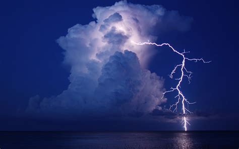 Lightning Storm At Sea Lightning Cloud Night Water Storm Reflection