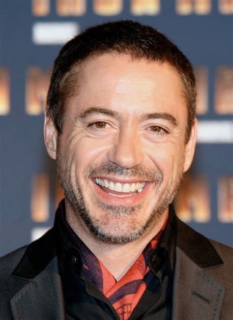 Was preparing for his new role in dolittle, a movie in which he plays a doctor who lives with a house full of there's certainly nothing confusing about downey's career: KNUCKLe POP!: FASHION TIP OF THE MONTH: JUNE