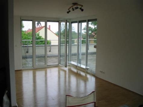 Ausgewählte wohnungen in leipzig paunsdorf. Tolle 4-Zimmerwohnung mit riesiger Dachterrasse, Parkett ...