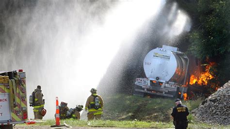 Missouri man dies in Topeka Turnpike tanker truck crash, fire