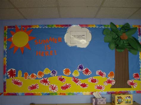 Pin By Carly Bedard On Preschool Bulletin Boards Summer Bulletin