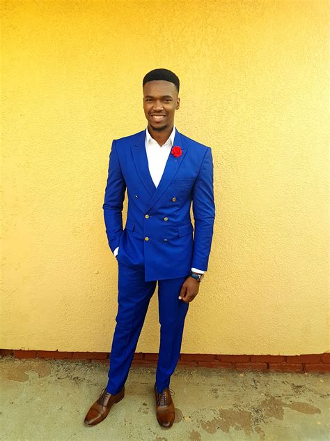Charcoal vs black vs navy vs blue. Blue And Gold Suit For Prom | My Dress Tip