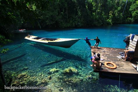 The beach is very unique and beautiful. isyraQ resT houSe: Tempat Unik : Danau Labuan Cermin ...